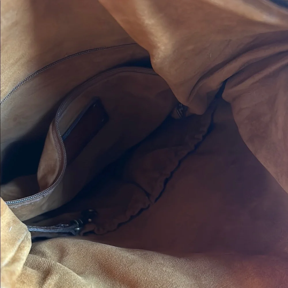 Floral Tan Women's Bag - Picture 3 of 5